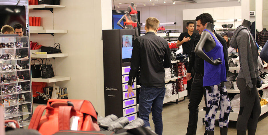 How Smartphones and Charging Stations are Changing Retail Shopping