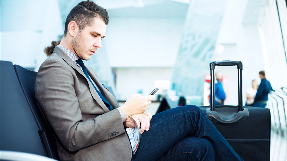 cell phones at us airports