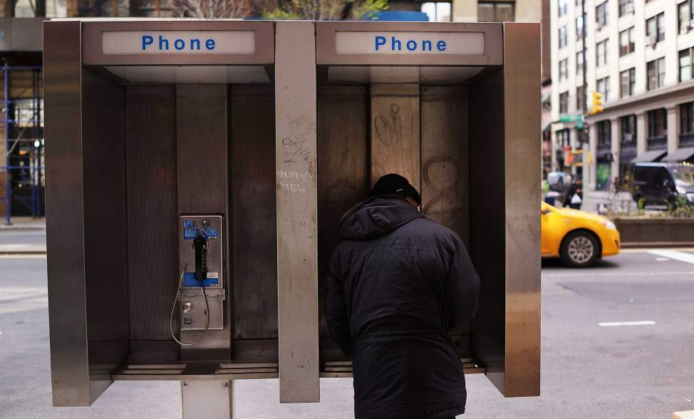 NYC Pay Phones Going Solar, Are Cell Phone Charging Stations Next?