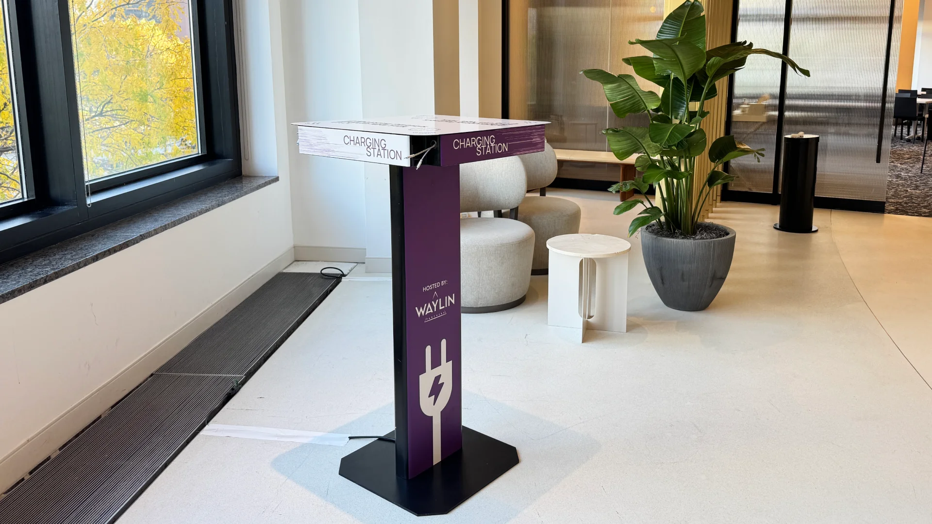 Veloxity-Charging-Table-For-Events-v2